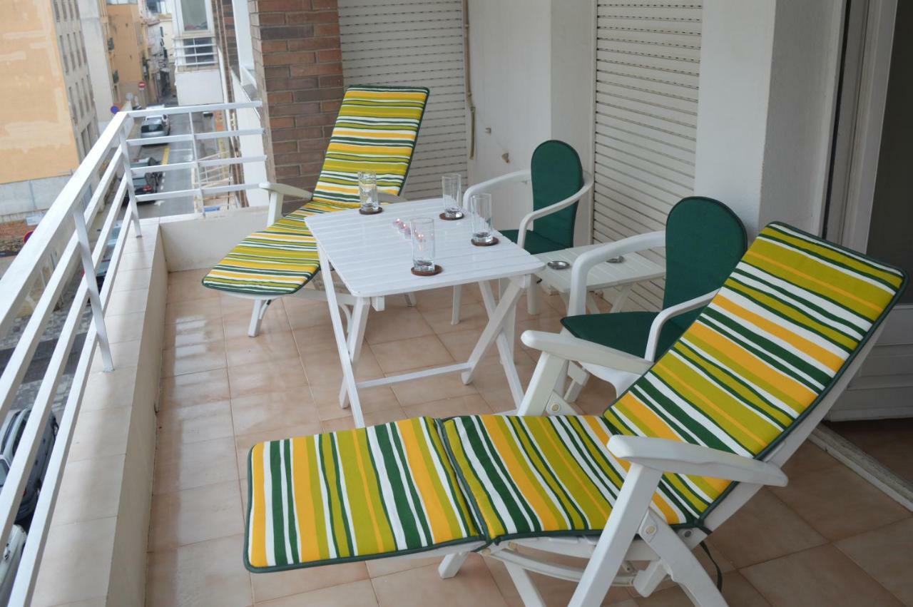 Apartamento Completo 200M Playa Apartamento Roses Exterior foto